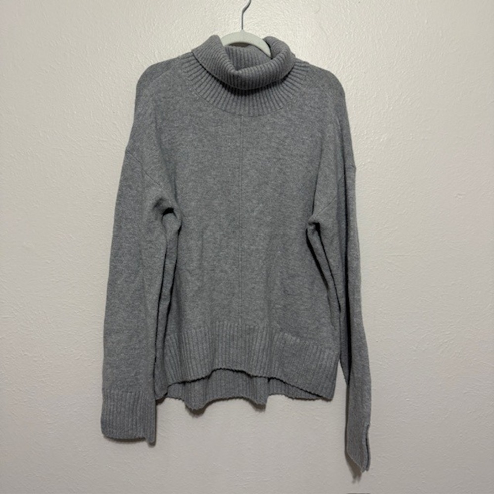 Nordstrom Womens Gray Wool Blend Turtleneck Sweater Size M Relaxed Minimalist